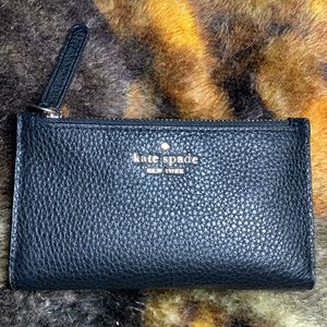 Kate Spade New York Jackson Small Slim Bifold Wallet, Black